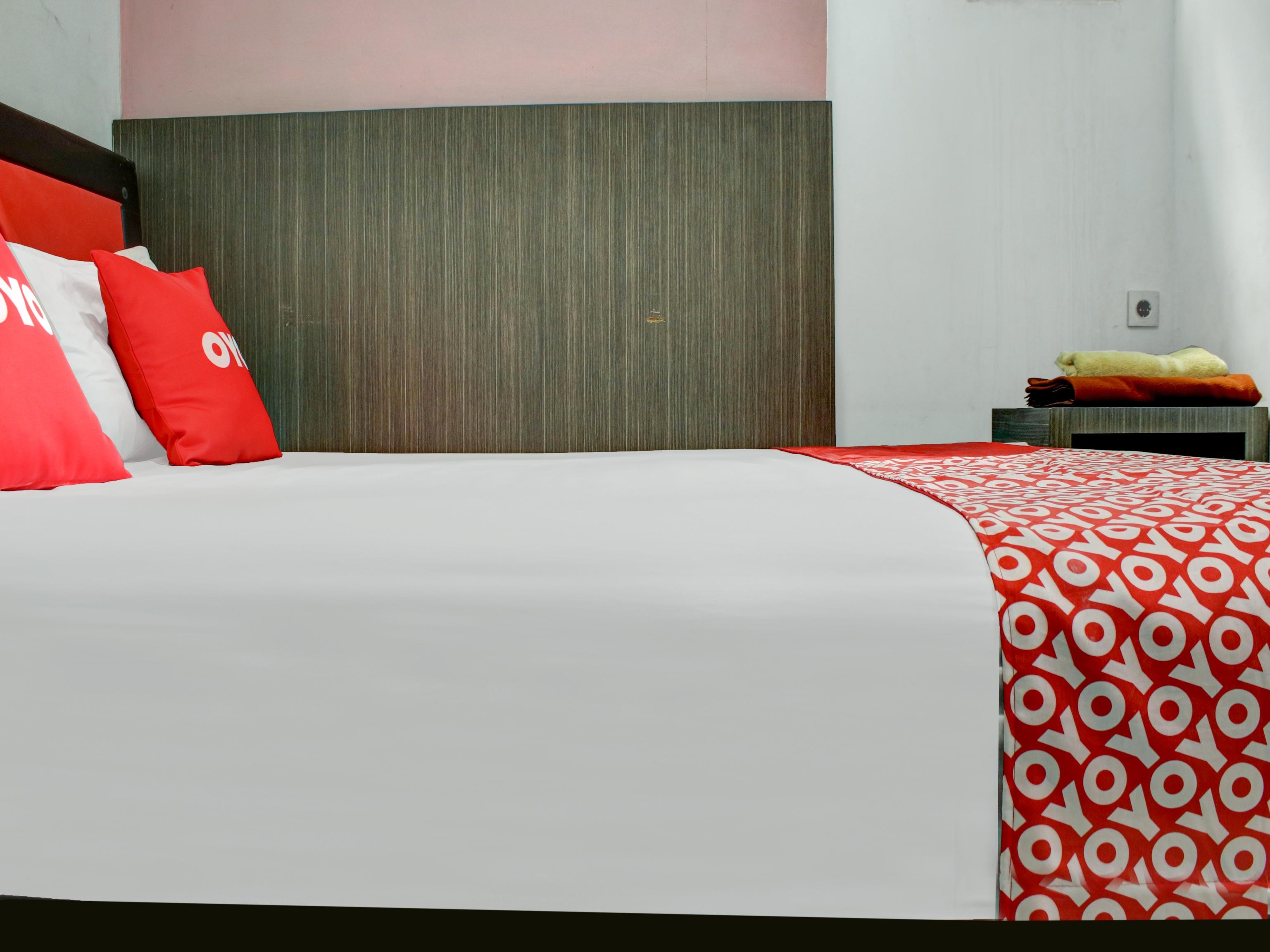 Reddoorz Syariah Near Q-Mall Banjarbaru Martapura  Экстерьер фото